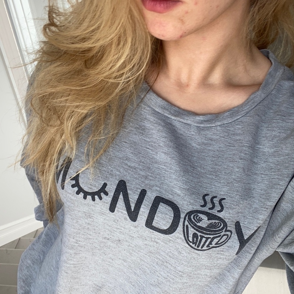 MONDAY Sweater - Size M